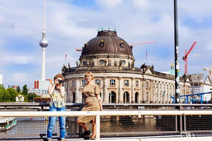 Berlin WWII History Tour: Discover Iconic Landmarks