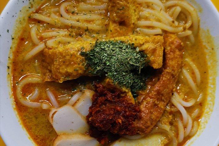 Riverside Art, Custom Scents & High-Rise Nights